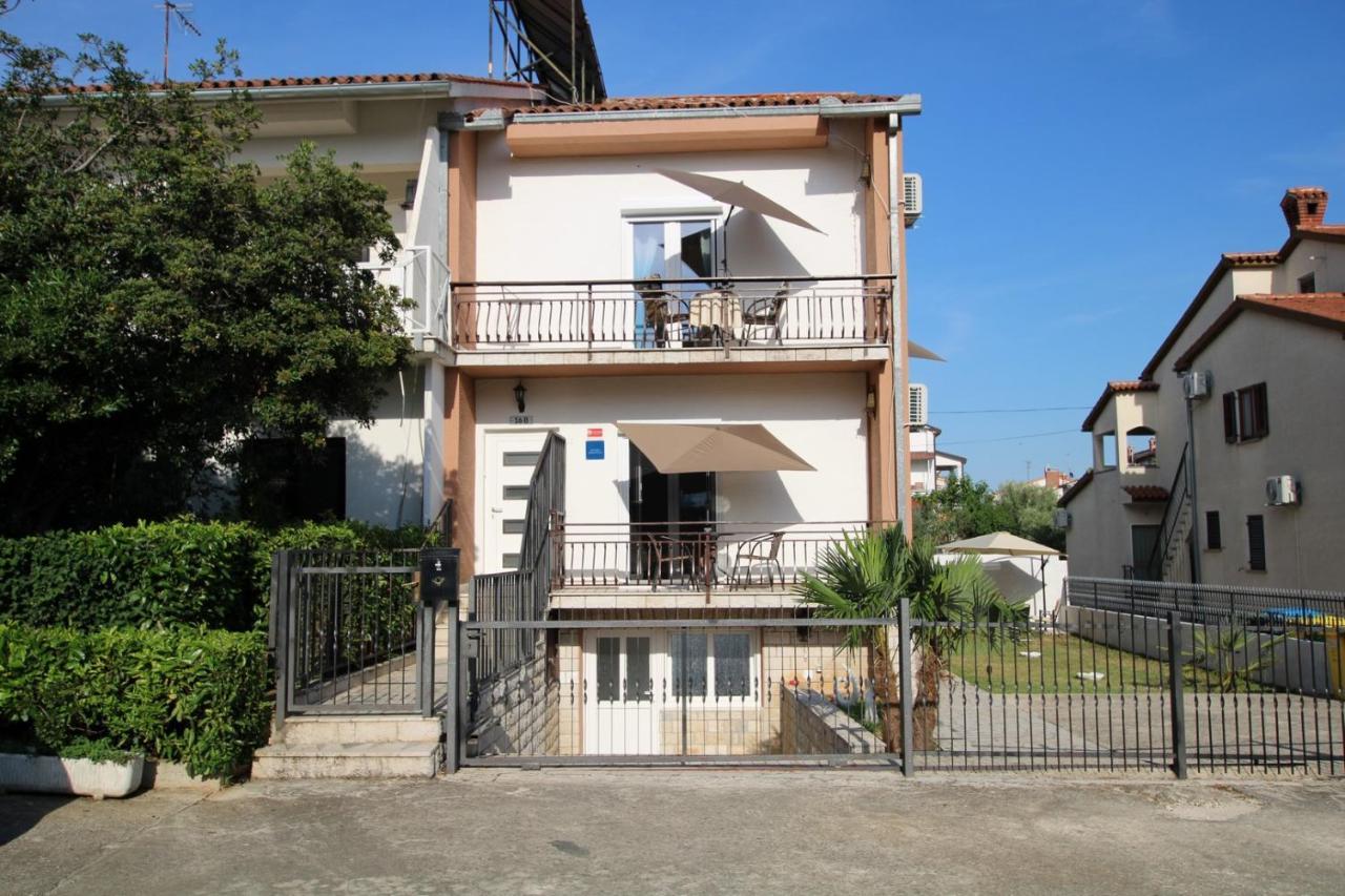Blue Adria Suites Porec Exterior photo